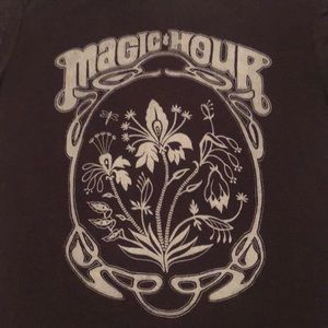 Magic hour shirt size small American eagle